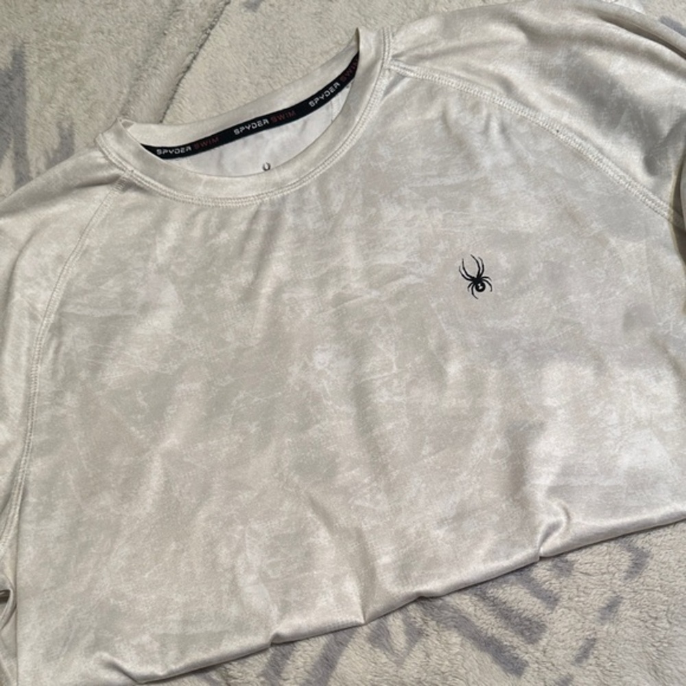 Spyder Men’s Off-White Long Sleeve performance Shirt size L